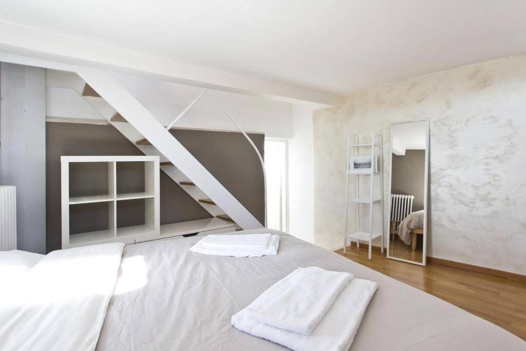 Bv Apartment Siena Luaran gambar