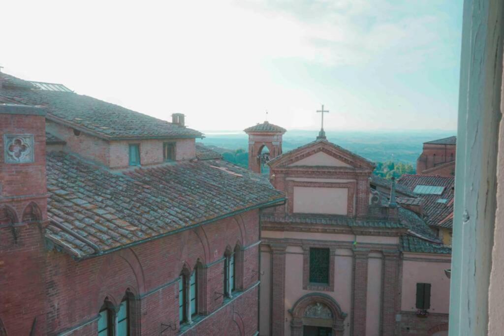 Bv Apartment Siena Luaran gambar