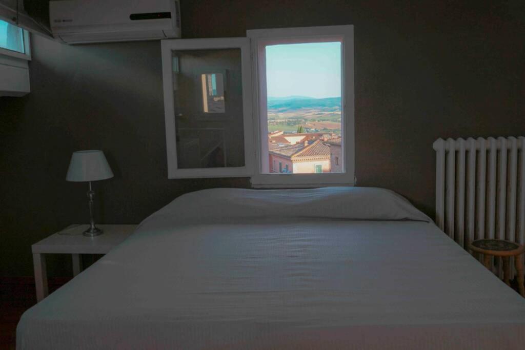 Bv Apartment Siena Luaran gambar