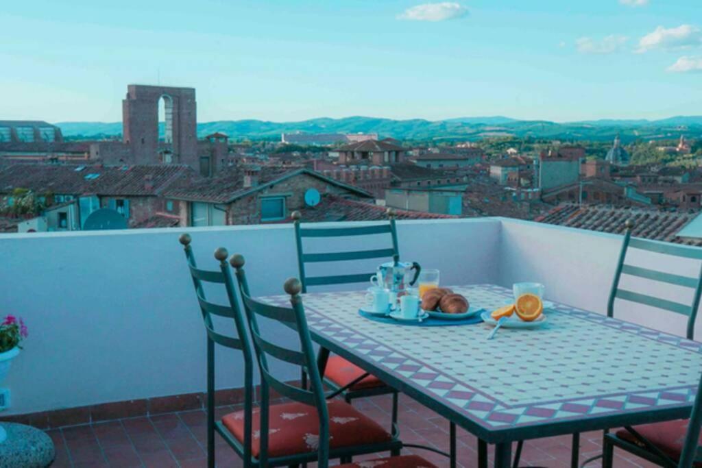 Bv Apartment Siena Luaran gambar